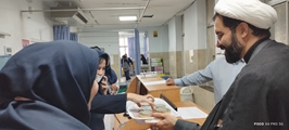 بازدید معاون نهاد رهبری از بیمارستان‌های چمران و رجایی با تأکید بر نقش مراقبت‌های معنوی در نظام درمانی